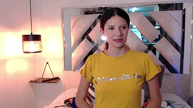 sofy bonnet online show from February 7, 11:47 am