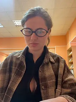 Snapshot of AsynaYuuki chatting on February 28, 11:11 am AsynaYuuki online show from February 28, 11:11 am