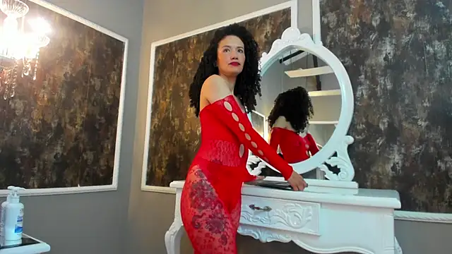 JuliethMilf online show from May 5, 7:33 pm