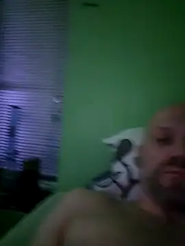 Snapshot of Polskapsyc chatting on February 10, 6:56 pm Polskapsyc online show from February 10, 6:56 pm