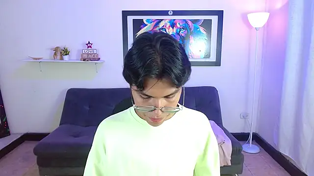 Maecum18 online show from February 25, 8:51 pm