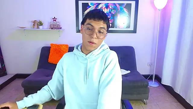 Maecum18 online show from March 11, 9:32 pm