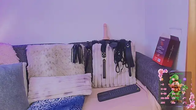 Angela mature49 online show from March 18, 8:12 pm