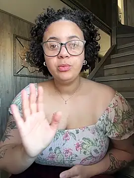 BabyChanntal online show from March 3, 1:06 pm