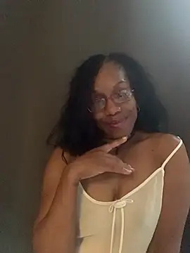 NatalieGainer goodies online show from May 22, 12:07 am