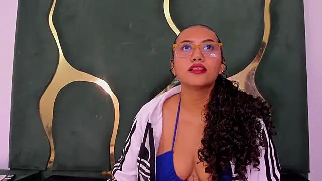 maryandjayasm online show from February 3, 8:25 pm