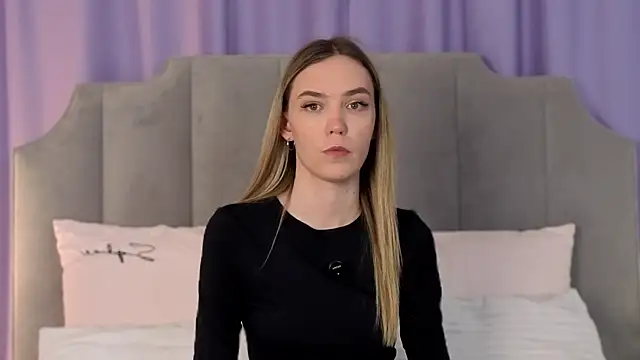 NikkiRyx online show from May 20, 4:02 pm