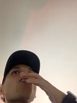 Alejandroo Montenegro online show from February 16, 11:23 pm