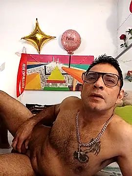 yoahotpetrafiery online show from March 25, 7:42 pm