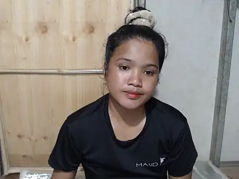 Snapshot of yummydelitex chatting on March 22, 10:40 am yummydelitex online show from March 22, 10:40 am