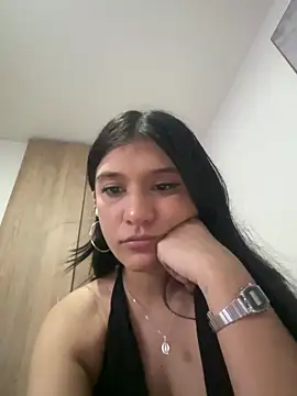 Karlaxmau online show from April 12, 1:21 am