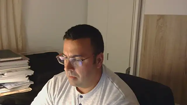 Snapshot of VanillaTime78-Jorge chatting on April 18, 11:38 pm VanillaTime78-Jorge online show from April 18, 11:38 pm