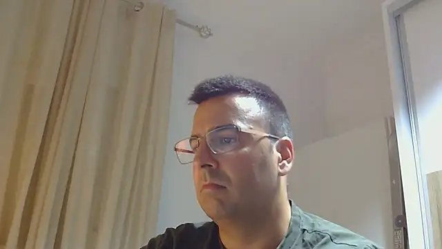 Snapshot of VanillaTime78-Jorge chatting on May 12, 11:02 pm VanillaTime78-Jorge online show from May 12, 11:02 pm