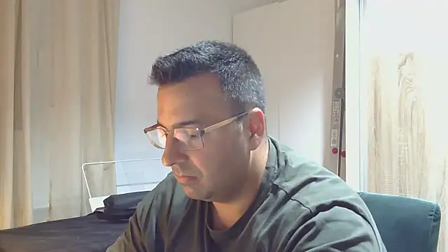 Snapshot of VanillaTime78-Jorge chatting on May 13, 11:11 pm VanillaTime78-Jorge online show from May 13, 11:11 pm