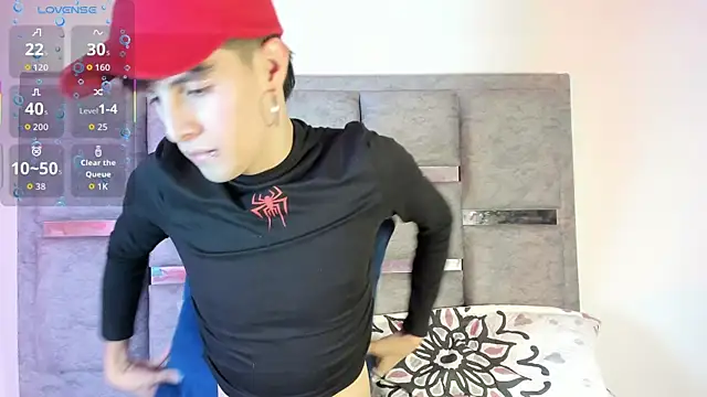 axxxel twink online show from May 9, 1:11 am