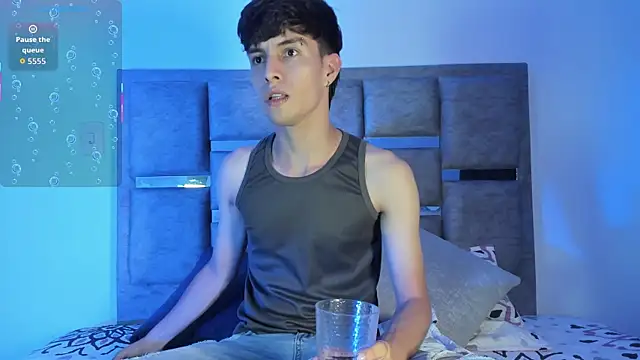 axxxel twink online show from May 10, 1:00 am