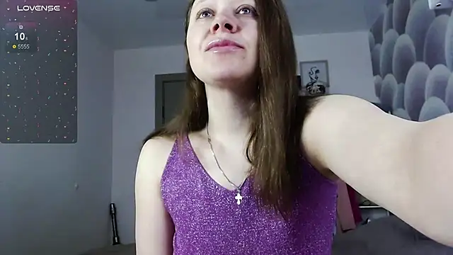 Snapshot of Aleksasamuii chatting on March 17, 10:24 pm Aleksasamuii online show from March 17, 10:24 pm