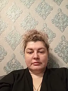 KristinaLowq online show from February 1, 9:30 am