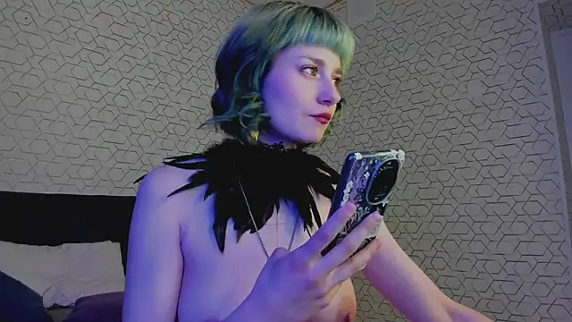 Scarle Whisper online show from May 11, 4:04 pm