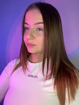 Miss KONG online show from February 8, 4:10 pm