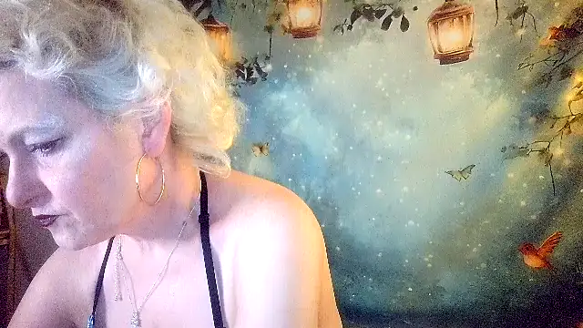 Blondie the librarian online show from May 9, 1:11 am