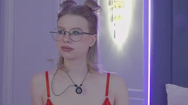 Ivy Allen online show from February 10, 4:33 pm