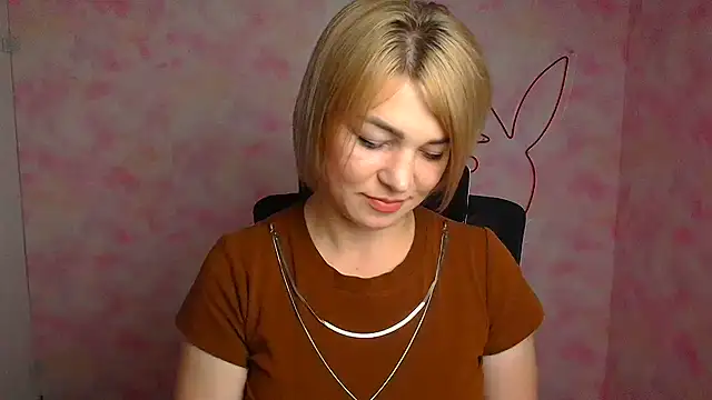 CuttieEmma online show from July 10, 5:34 am