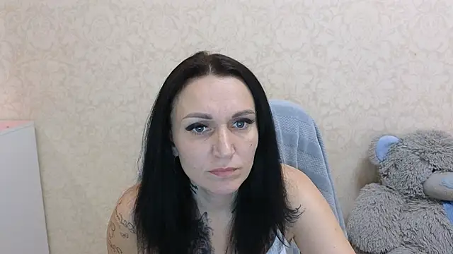 LalyaSkyy online show from February 18, 5:47 am