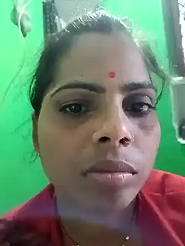 Snapshot of Priyakoli4568 chatting on April 5, 7:49 am Priyakoli4568 online show from April 5, 7:49 am