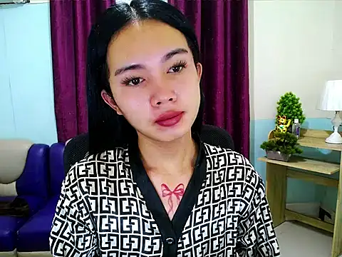 devine goddess online show from May 4, 11:23 pm
