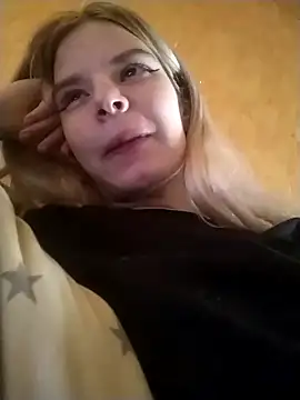 EsterSteele online show from February 9, 1:15 pm