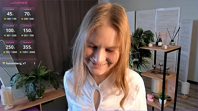 CleliaRostek online show from March 14, 5:46 am