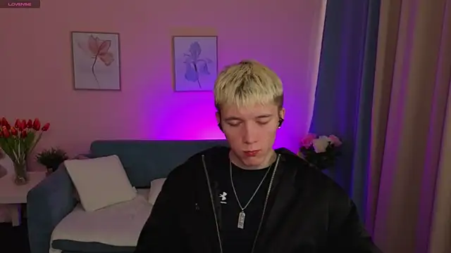 KevinParke online show from April 3, 9:18 am