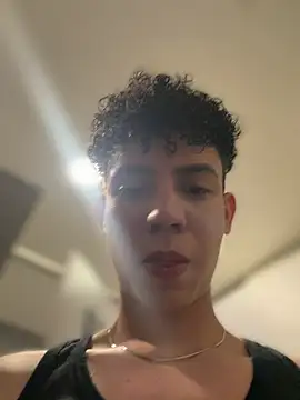 yoursexyjose online show from June 4, 8:48 pm