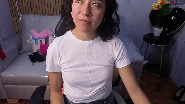 Lynn turner online show from February 19, 1:07 pm