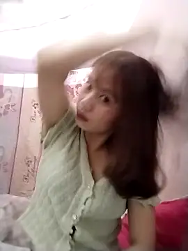 Snapshot of -Bami- chatting on February 24, 1:42 pm -Bami- online show from February 24, 1:42 pm