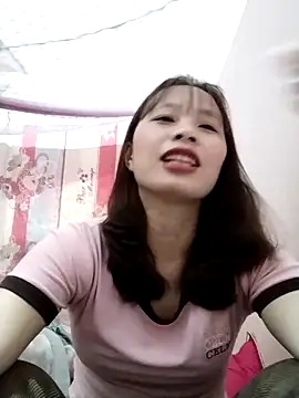 Snapshot of -Bami- chatting on March 5, 2:51 am -Bami- online show from March 5, 2:51 am