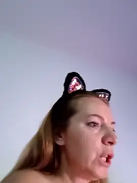sexyrubyta online show from May 3, 6:47 pm