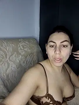 AbellaDesiree online show from March 10, 4:06 am