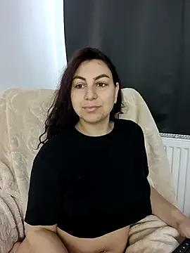 AbellaDesiree online show from April 1, 4:46 am