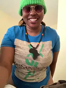 MeekyCurvyAss online show from July 1, 12:40 pm