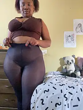 MeekyCurvyAss online show from July 22, 1:58 pm