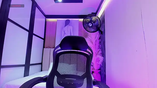 GemmaBrown online show from March 18, 2:53 pm