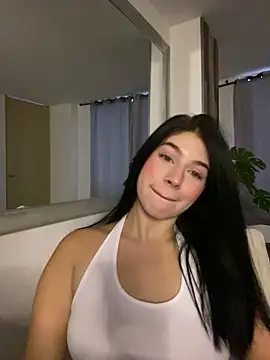 Snapshot of _HannahFox_ chatting on May 13, 11:00 pm HannahFox online show from May 13, 11:00 pm