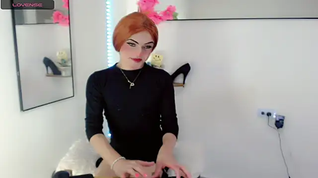 NathalialLooes online show from April 25, 5:21 am