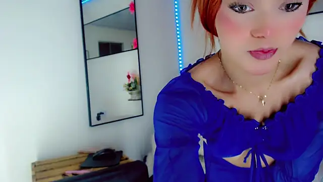 NathalialLooes online show from May 10, 11:26 am