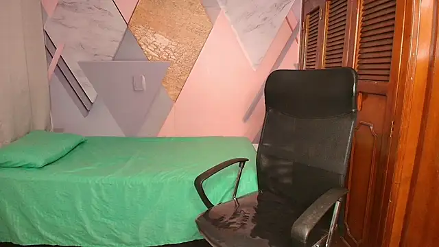 canela salvaje online show from February 20, 7:36 pm