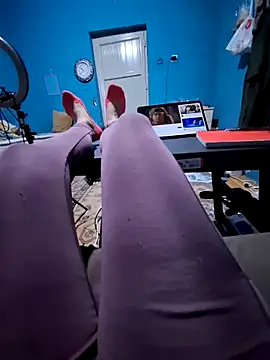 Snapshot of Civciv1993 chatting on February 4, 7:42 pm Civciv1993 online show from February 4, 7:42 pm