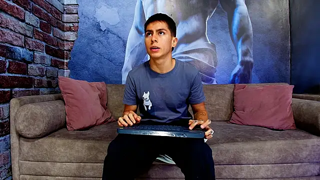 Aron pulse online show from February 23, 1:19 pm