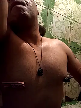 Snapshot of Sthriga chatting on March 19, 3:16 pm Sthriga online show from March 19, 3:16 pm